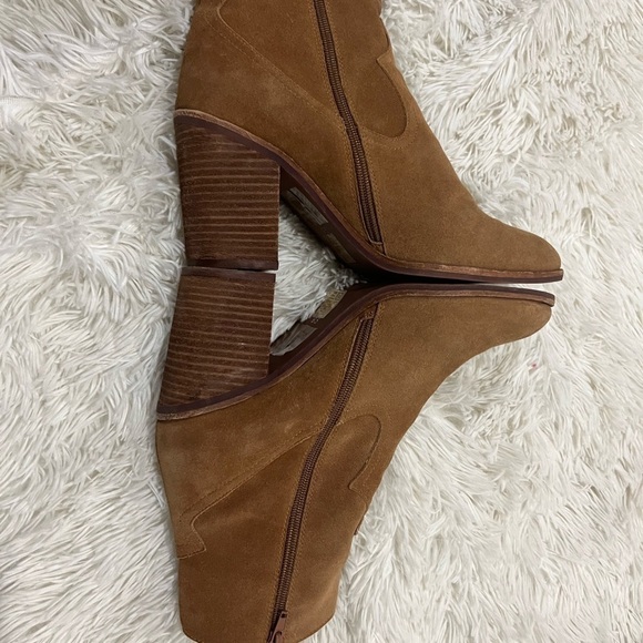 Jeffrey Campbell Guinn Sherpa-Lined Boots - size 9.5 - Picture 4 of 8